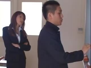 亞洲人 灰機
