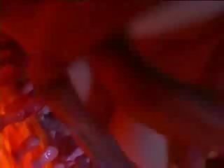 Голям пипала майната секси ориенталски любовник вътре капризен чудовище