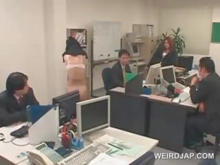 華麗 亞洲人 辦公室 餅乾 性 折磨 在 工作