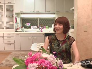 Airi miyazaki внезапно insert 1 - caribbeancom: hd мръсен видео vid 9а