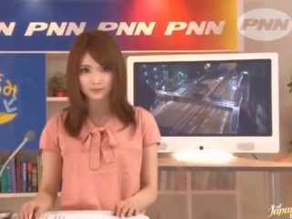 プレイガール ニーズ a タフ manhood へ 飼いならします 彼女の ビーバー