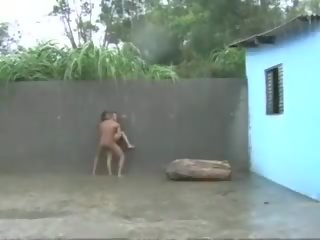 Monsoon ऋतु: फ्री ब्रूटल अडल्ट वीडियो x गाली दिया चलचित्र प्रदर्शन 70