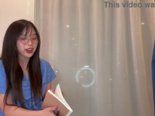 Зловещ medic convinces млад медицински healer корейски любимец към майната към получавам ahead
