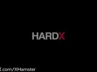 Hardx грудаста міа li кінчає жорсткий від глибоко анал буріння.